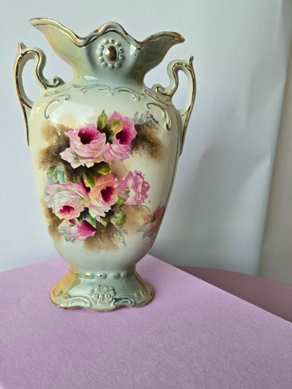 Vintage Rose Vase Romantic Cottagecore - Picture 6 of 8
